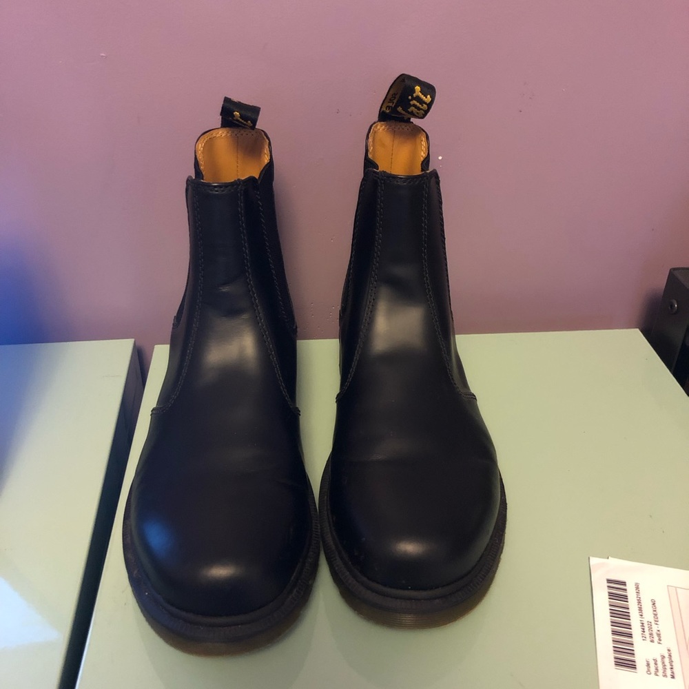 Black Doc Martens Chelsea boots only worn twice
